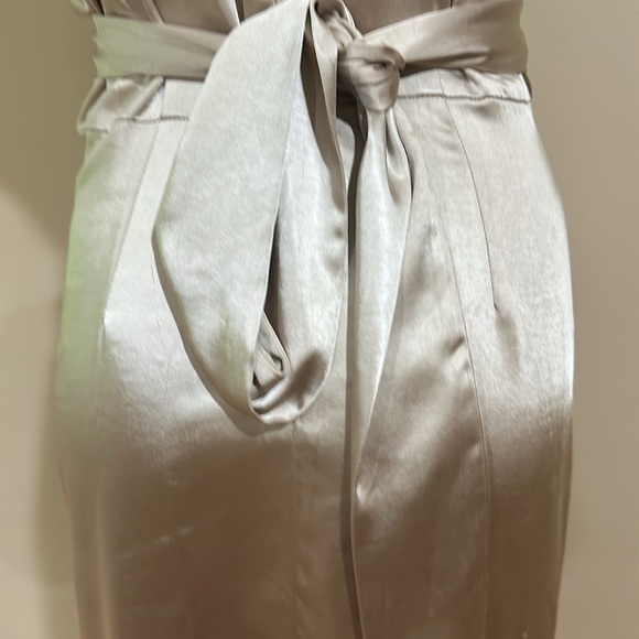 Bohme SatinElegant Cream Midi Dress - Picture 4 of 9